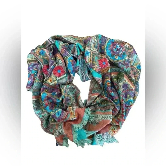 Naturae 100% Rayon Scarf/ Wrap - Picture 5 of 11